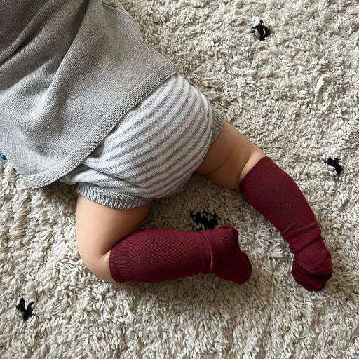 Plain Knee-High Socks - Image 10