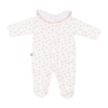 Vista de costas de Babygrow e Pijama de bebé em branco cru com estrela rosa e gola de tecido.