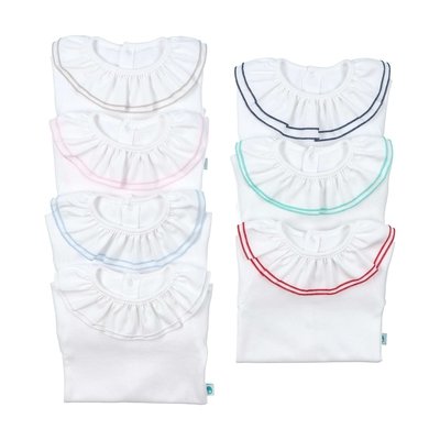 Sete variações de cores da gola dupla em tecido debruada do body branco para bebé com manga curta e comprida.