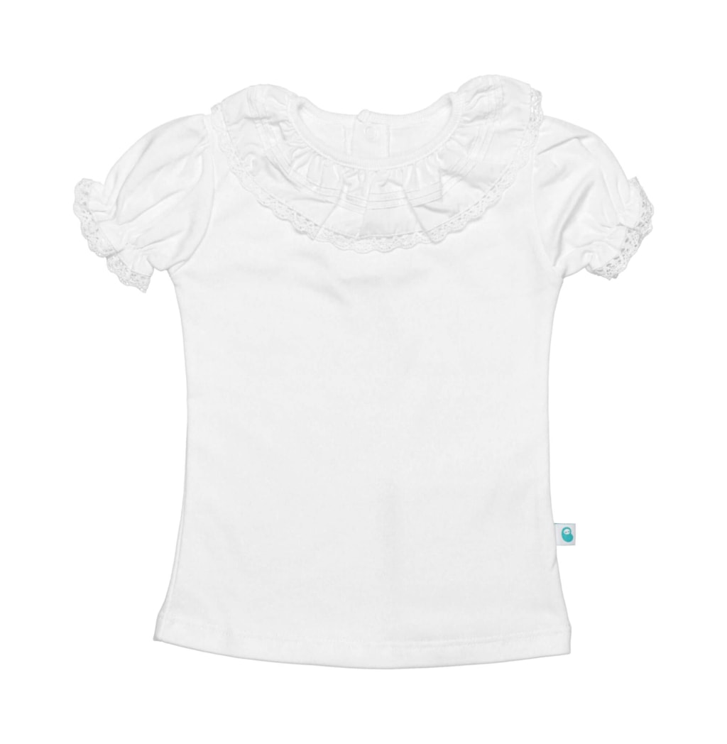 Camisola de bebé com manga curta e gola em renda branca.