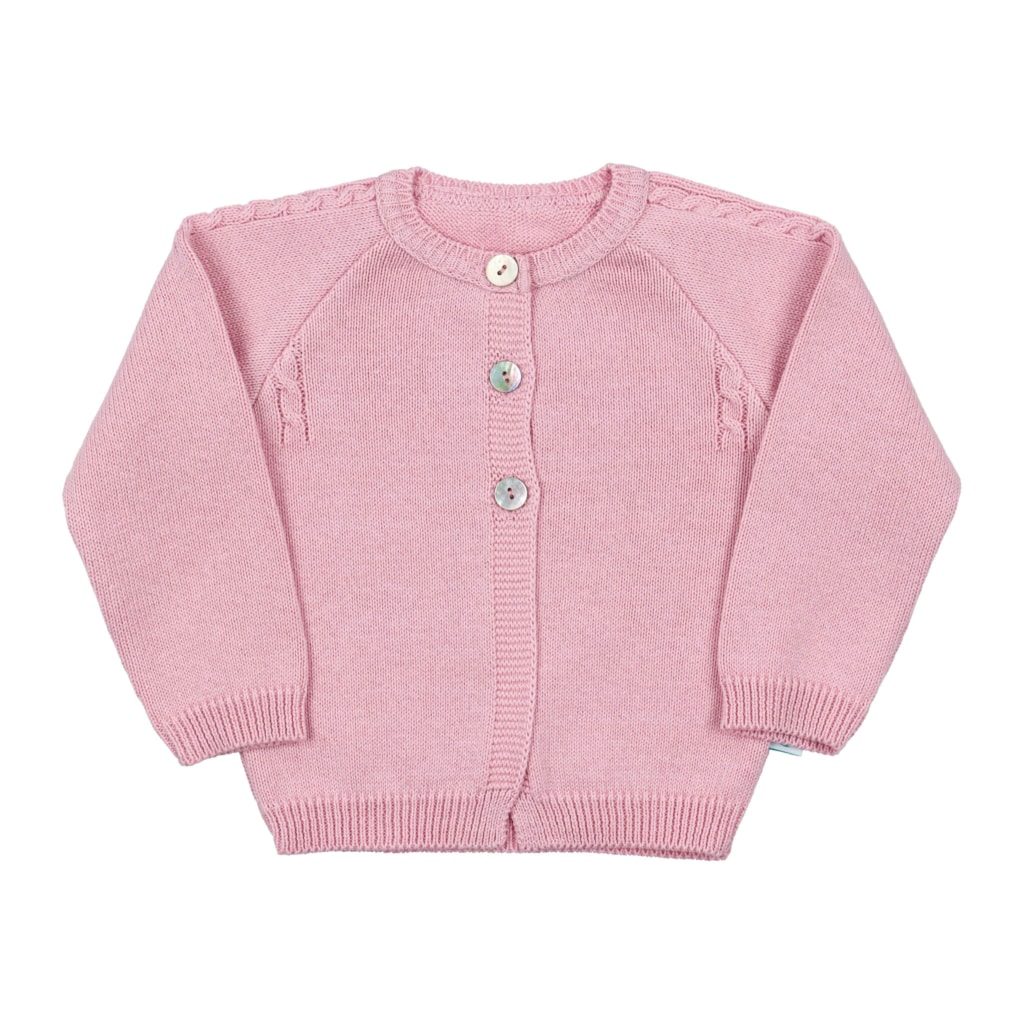 Vista de Frente de um casaco rosa para bebé, em malha 100% algodão.