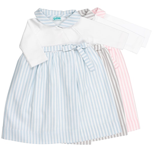 Conjunto de três cueiros de bebé com riscas cinzentas, rosa ou azuis.