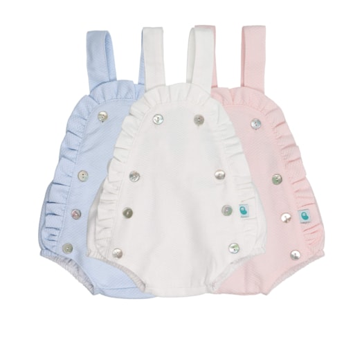 Conjunto de três fofos de bebé feitos em tecido piquet com botões de madrepérola.