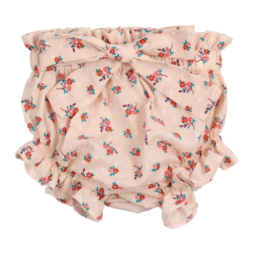 Tapa fraldas de bebé feito em tecido com flores e fundo rosa e com elástico na cintura.