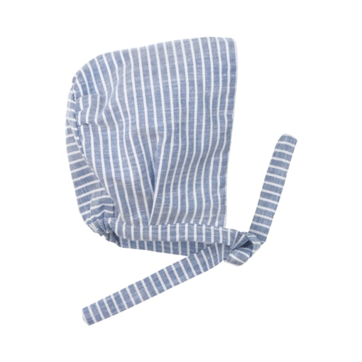 Touca para bebé e criança, em tecido de riscas azul e branco, de linho e algodão. Aperta com fita no queixo.