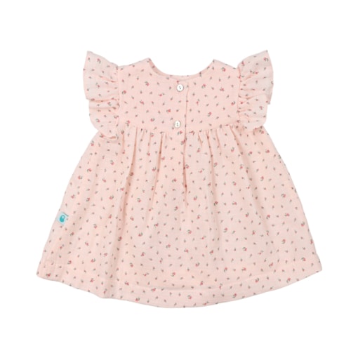 Vestido para menina bebé feito em tecido de algodão rosa com um padrão de flores. Tem folhos nas alças.